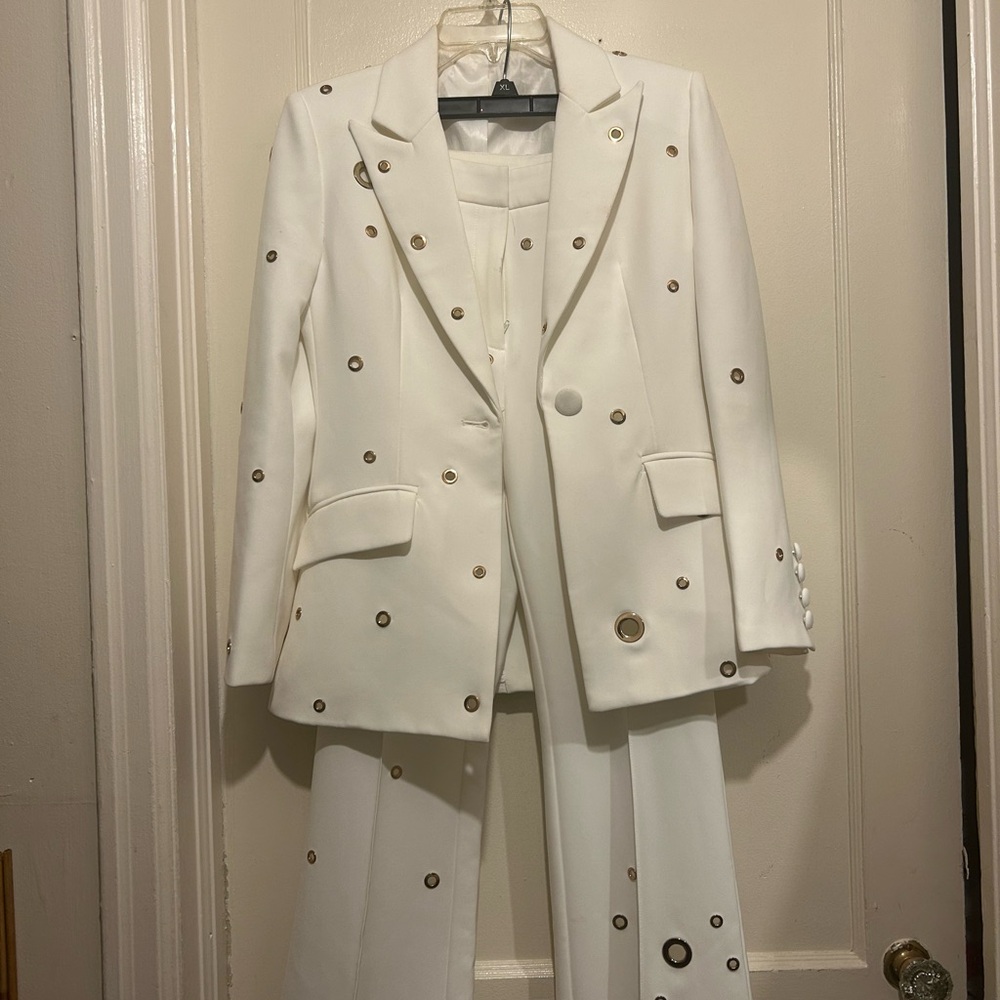 Elegant White Women's Blazer with Eyelet Details